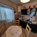 Apartament Fancy *